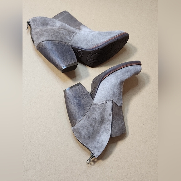 Kork-Ease Two-Tone Gray Ankle Booties Sz 8.5 - Picture 6 of 11